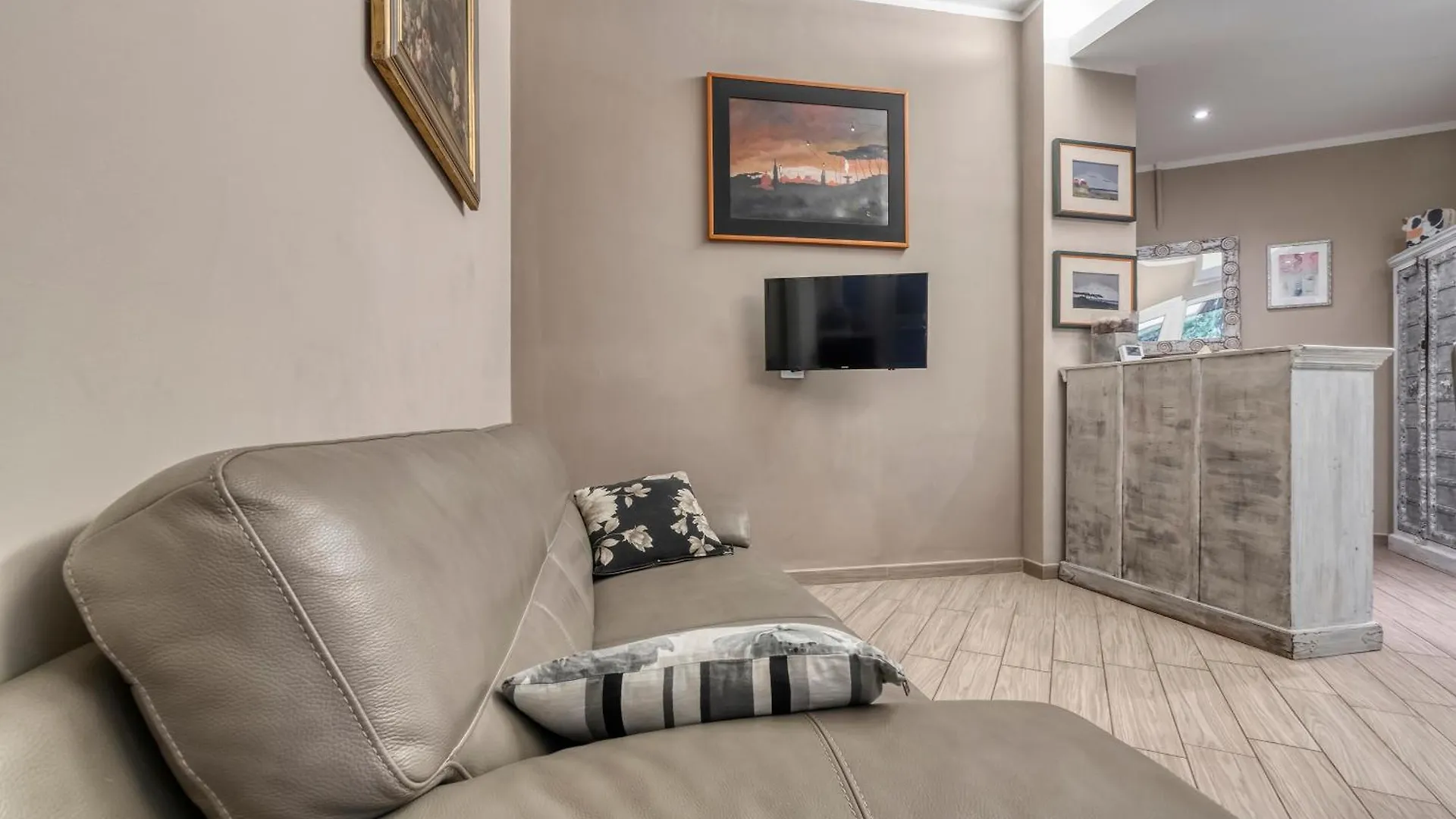 Appartamento Comfort Ed Eleganza In Centro A Bologna