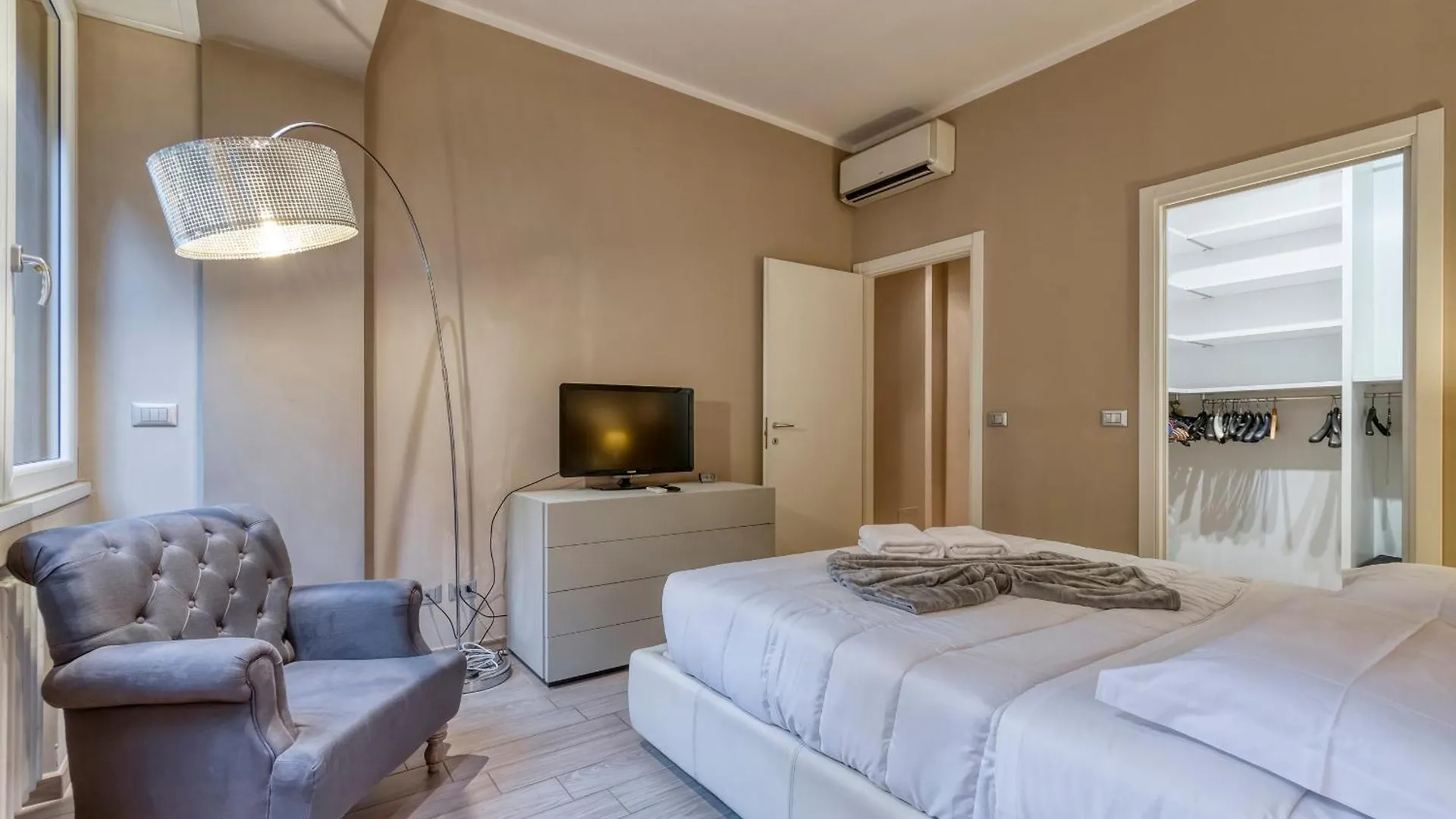 Appartamento Comfort Ed Eleganza In Centro A Bologna Italia